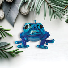 Carregar imagem no visualizador da galeria, Poison Dart Frog Glass Christmas Ornament, Gift for Exotic Animal Lovers
