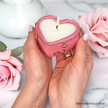 Carregar imagem no visualizador da galeria, Heart Shaped Eternal Love Candle, Romantic Rose Scented Gift with Pendant for Her
