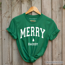 Carregar imagem no visualizador da galeria, Merry Daddy Retro Christmas T-Shirt, Matching Family Holiday Tee
