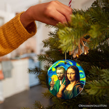 Carregar imagem no visualizador da galeria, Mona Lisa And Vincent Van Gogh Starry Night Date Selfie Ceramic Ornament, Famous Art Decor And Souvenir
