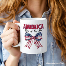 Carregar imagem no visualizador da galeria, Proud American Personalized Mug, America Gift With Custom Name
