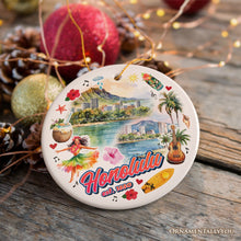 Carregar imagem no visualizador da galeria, Artistic Honolulu Hawaii Christmas Ornament, Tropical Hawaiian Keepsake and Souvenir Gift
