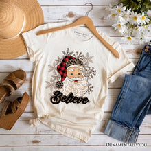 Cargar imagen en el visor de la galería, Believe Santa Buffalo Plaid T‑Shirt, Retro Christmas Tee
