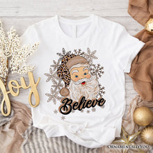 Cargar imagen en el visor de la galería, Believe Santa Cheetah Leopard T‑Shirt, Retro Christmas Tee
