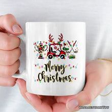 Carregar imagem no visualizador da galeria, Personalized Mug Golf Buffalo Plaid Christmas, Golf Cart, Putter and Trophy Golfing Gift
