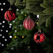Carregar imagem no visualizador da galeria, Festive Christmas Ball Set, 16 Ornaments with Varied and Refined Red Colors Packaged
