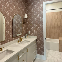 Carregar imagem no visualizador da galeria, Della Wallpaper by Daphne and Sage
