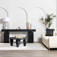 Load image into Gallery viewer, Horsley Area Rug
