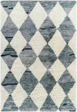 Carregar imagem no visualizador da galeria, Azaria Baklava Wool Rug
