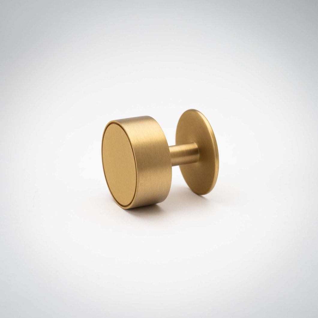 Gateau, Solid Brass Knobs