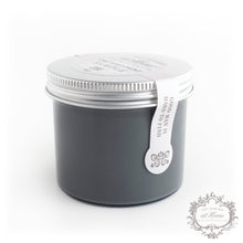 Carregar imagem no visualizador da galeria, A Good Man is Hard to Find - One Step Paint - 4oz Sample
