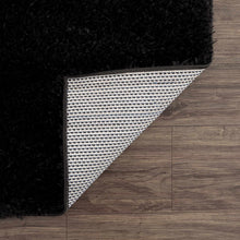 Cargar imagen en el visor de la galería, Faina Solid Black Shag Rug Washable
