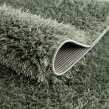 Carregar imagem no visualizador da galeria, Faina Solid Green Shag Rug Washable
