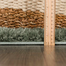 Carregar imagem no visualizador da galeria, Faina Solid Green Shag Rug Washable

