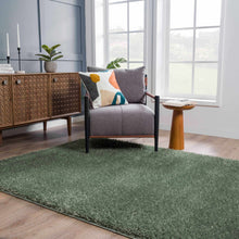 Carregar imagem no visualizador da galeria, Faina Solid Green Shag Rug Washable
