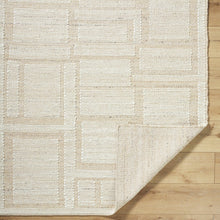 Carregar imagem no visualizador da galeria, Alayka Area Rug

