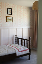 Carregar imagem no visualizador da galeria, Halle Wallpaper by Gabriela Dachin
