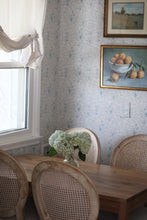 Carregar imagem no visualizador da galeria, Austen Wallpaper by Of Lilies and Fields

