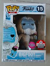 Carregar imagem no visualizador da galeria, Bigfoot (Snowy) (Flocked)  Canadian Convention Exclusive - Funko-Shop

