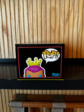 Carregar imagem no visualizador da galeria, Funko Fundays Experience 2025: Pop! Originals MARVEL Freddy Funko as Iron Man (Blacklight) LE500
