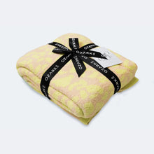 Cargar imagen en el visor de la galería, Luxe Animal Print Blanket
