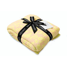 Cargar imagen en el visor de la galería, Luxe Animal Print Throw Blanket
