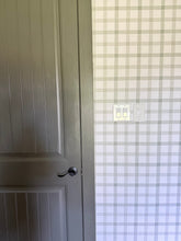 Carregar imagem no visualizador da galeria, Liam Wallpaper by Kourtni Gunn
