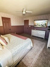 Carregar imagem no visualizador da galeria, Bridget Wallpaper by Fox and Pebble
