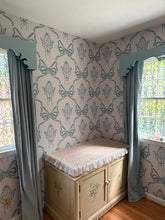 Carregar imagem no visualizador da galeria, Lacey Wallpaper by The Beau Studio
