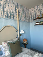 Carregar imagem no visualizador da galeria, Tillie Wallpaper by Anna Black Creative
