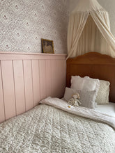 Carregar imagem no visualizador da galeria, Louise Wallpaper by Ali Anni
