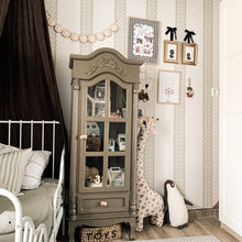 Carregar imagem no visualizador da galeria, Clara Wallpaper by Ali Anni
