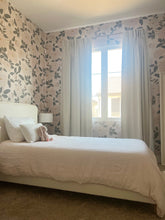 Carregar imagem no visualizador da galeria, Riley Wallpaper by Gabriela Dachin
