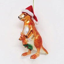Carregar imagem no visualizador da galeria, Kangaroo Glass Christmas Ornament
