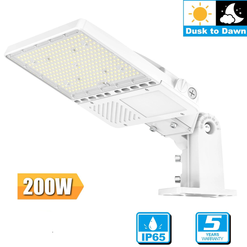 200W LED Shoebox Light 5000K - Built in Dusk To Dawn Sensor - 100-277VAC - 31,348 Lumens