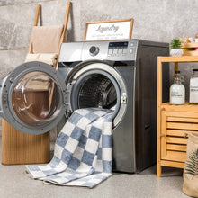 Carregar imagem no visualizador da galeria, Brone Blue Checkered Washable Rug
