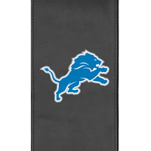 Load image into Gallery viewer, PhantomX Mesh Gaming Chair with  Detroit Lions Primary Logo
