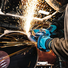 Carregar imagem no visualizador da galeria, Makita GAG13M1 40V max XGT® Brushless Cordless 4‑1/2" / 5" X‑LOCK Paddle Switch Angle Grinder Kit, with Electric Brake (4.0Ah)
