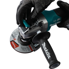 Carregar imagem no visualizador da galeria, Makita GAG13M1 40V max XGT® Brushless Cordless 4‑1/2" / 5" X‑LOCK Paddle Switch Angle Grinder Kit, with Electric Brake (4.0Ah)
