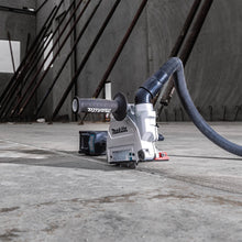 Carregar imagem no visualizador da galeria, Makita GAG14M1 40V max XGT® Brushless Cordless 4‑1/2” / 6" Paddle Switch Angle Grinder Kit, with Electric Brake (4.0Ah)
