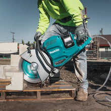 Carregar imagem no visualizador da galeria, Makita GEC01PL 80V XGT Brushless 14" Power Cutter Kit
