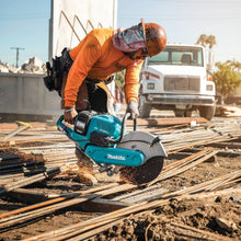 Carregar imagem no visualizador da galeria, Makita GEC01PL 80V XGT Brushless 14" Power Cutter Kit
