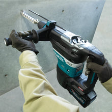 Carregar imagem no visualizador da galeria, Makita GRH05M1 40V max XGT® Brushless 1‑9/16" SDS‑MAX AVT® Rotary Hammer Kit, AFT®, AWS® Capable (4.0Ah)
