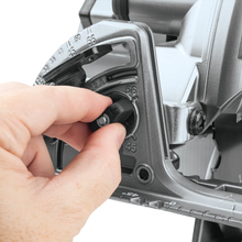Carregar imagem no visualizador da galeria, Makita GSR02M1 40V max XGT® Brushless Cordless Rear Handle 10‑1/4" Circular Saw Kit, AWS® Capable (4.0Ah)
