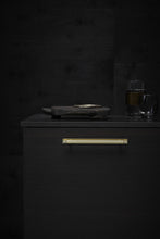 Carregar imagem no visualizador da galeria, Brushed Gold &quot;Manor&quot; Knurled Cabinet Knobs and Drawer Pulls
