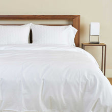 Load image into Gallery viewer, Bamboo Cotton Duvet Cover - Snow
