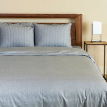 Load image into Gallery viewer, Bamboo Cotton Standard Shams 2 Pack - Silver
