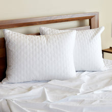 Carregar imagem no visualizador da galeria, Bamboo Cotton Standard Shams, Vertical, 2-pack - Snow - Final Sale/No Returns
