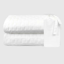 Carregar imagem no visualizador da galeria, Bamboo Cotton Standard Shams, Vertical, 2-pack - Snow - Final Sale/No Returns

