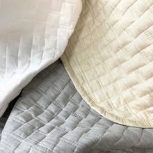 Load image into Gallery viewer, Bamboo Cotton Quilted Coverlet, Twin - Snow
